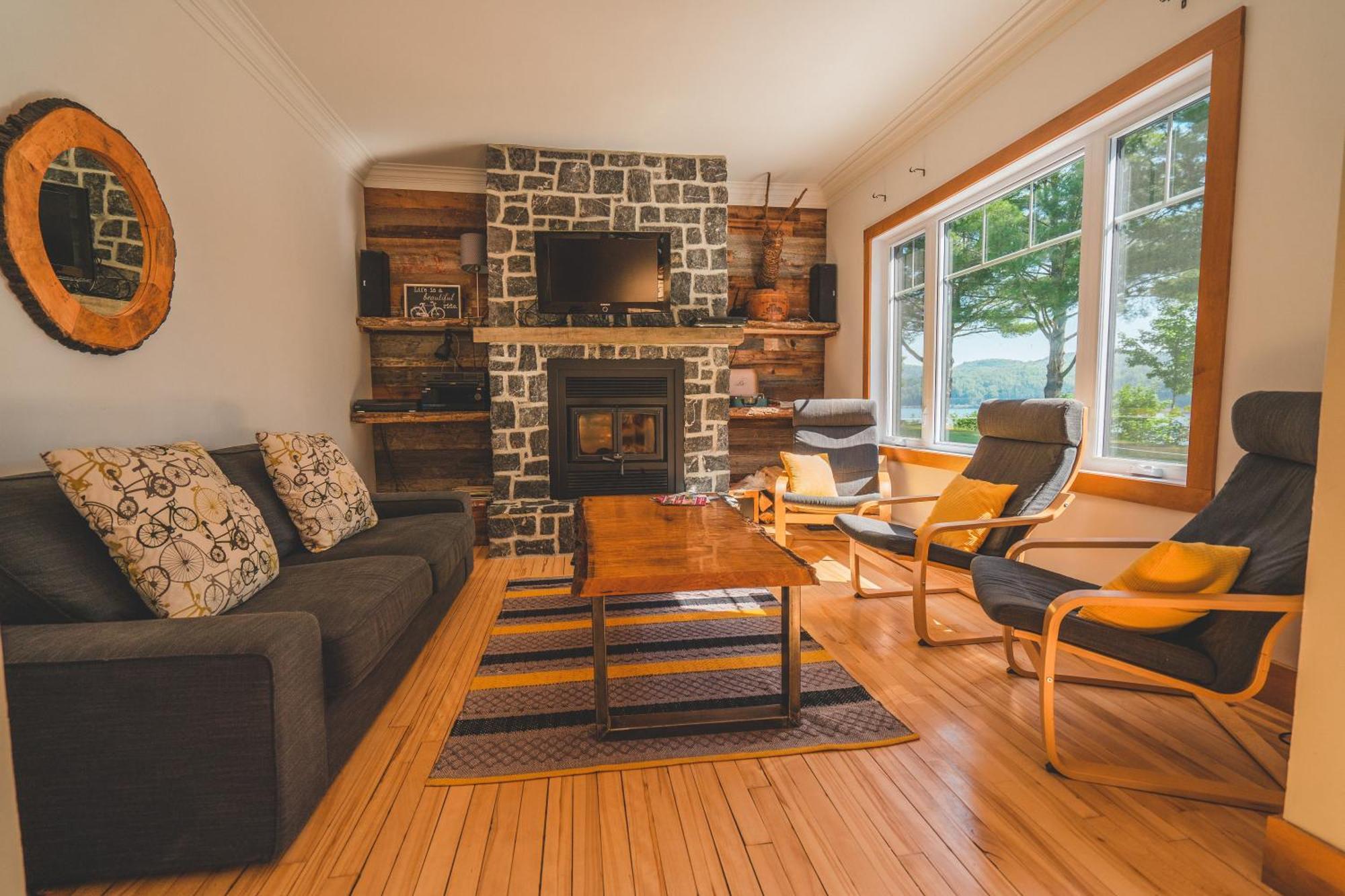 Villa Le 2800 Du Parc Shawinigan Exterior foto