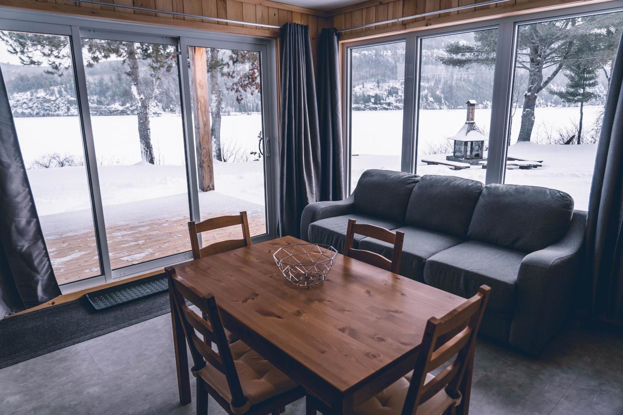 Villa Le 2800 Du Parc Shawinigan Exterior foto